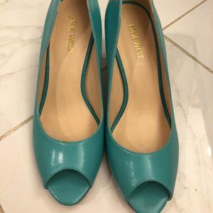 NINE WEST TURQUOISE PEEP TOE PUMPS HEELS 7M